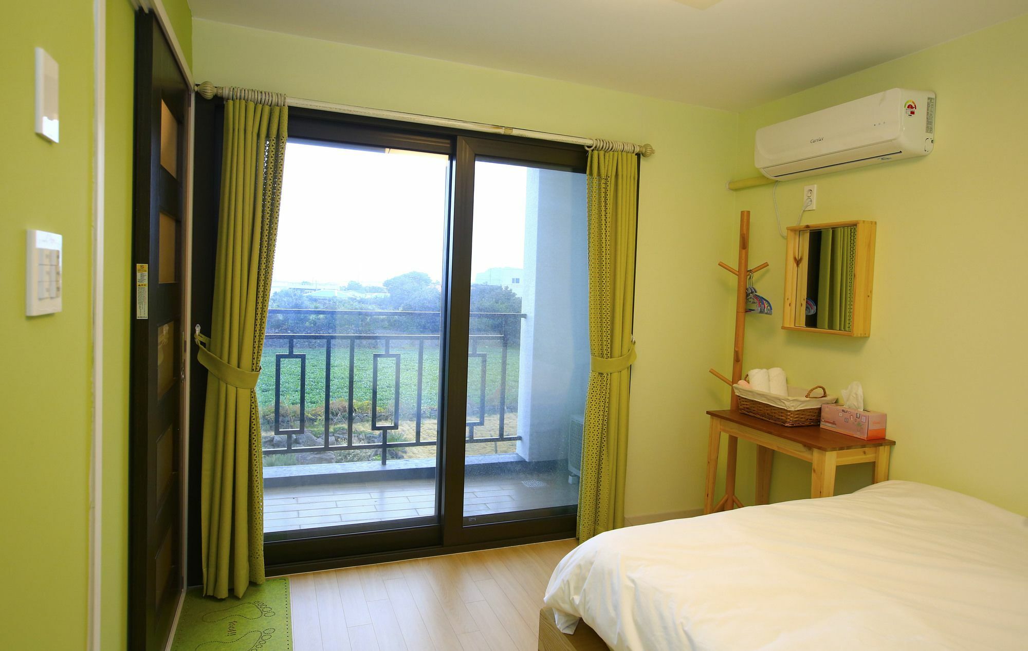 Dongdong Guesthouse Jeju Buitenkant foto