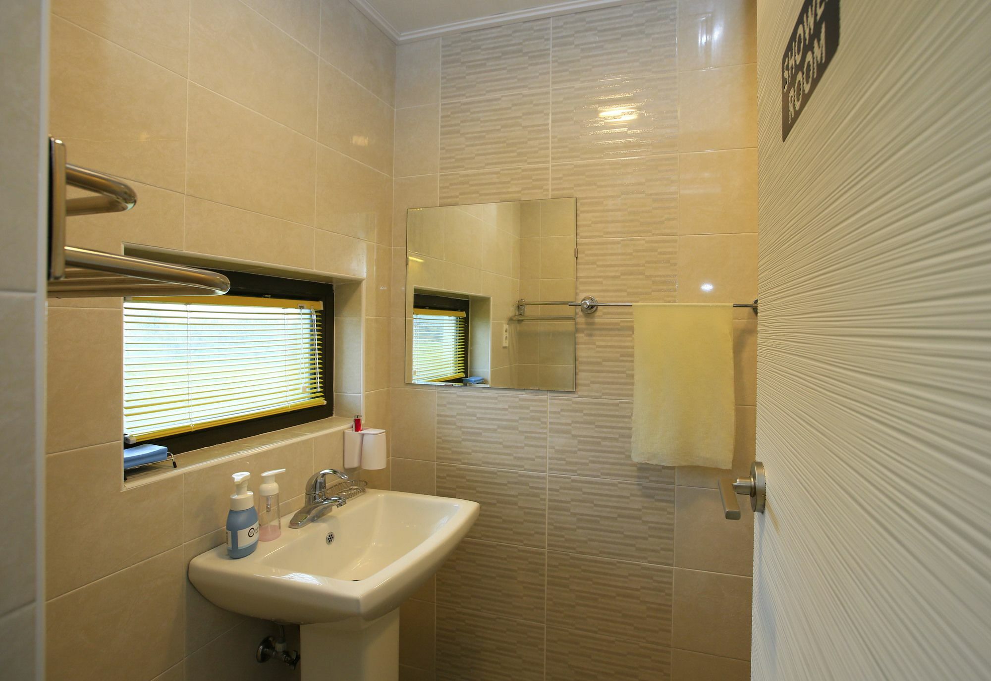 Dongdong Guesthouse Jeju Buitenkant foto